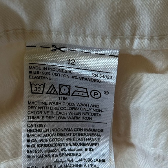 Old Navy Wide Leg Crop Chino Cream Color Size 12 - Picture 5 of 6